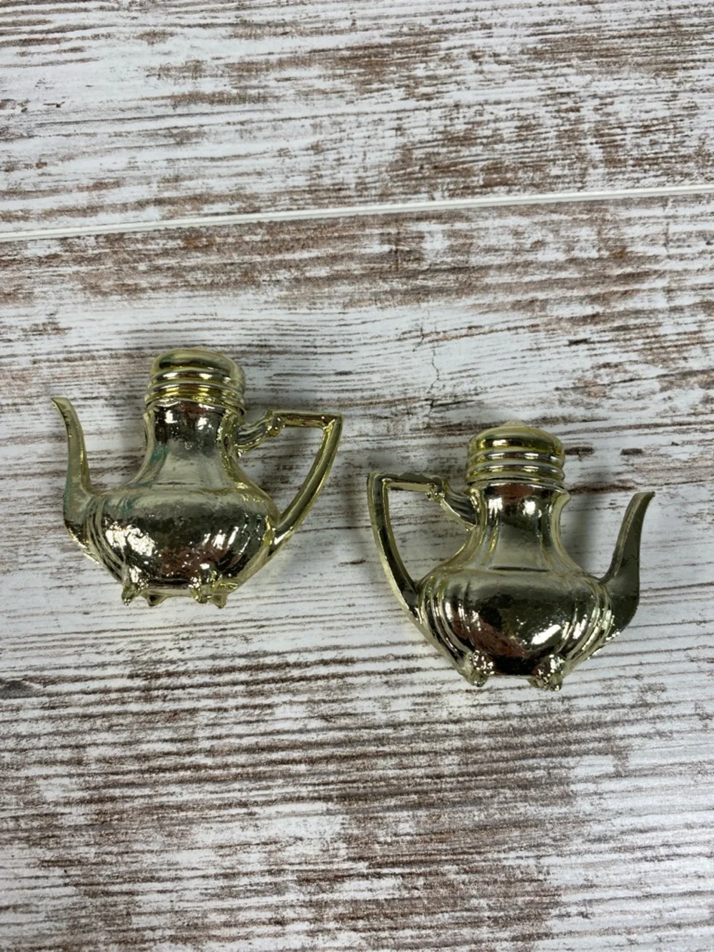 Vintage Gold Teapot Salt and Pepper Shakers Winnipeg Canada Souvenir Set